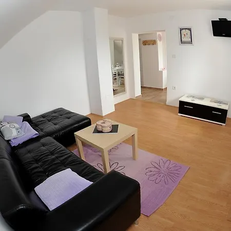 Apartments Zugec Seliste Dreznicko Room photo