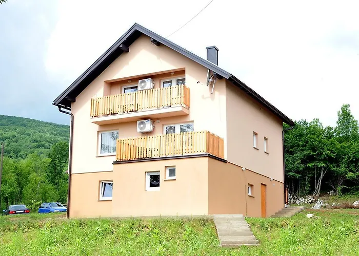 Apartments Zugec
